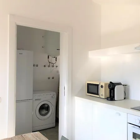 Casa 70 - Surfboard Included *