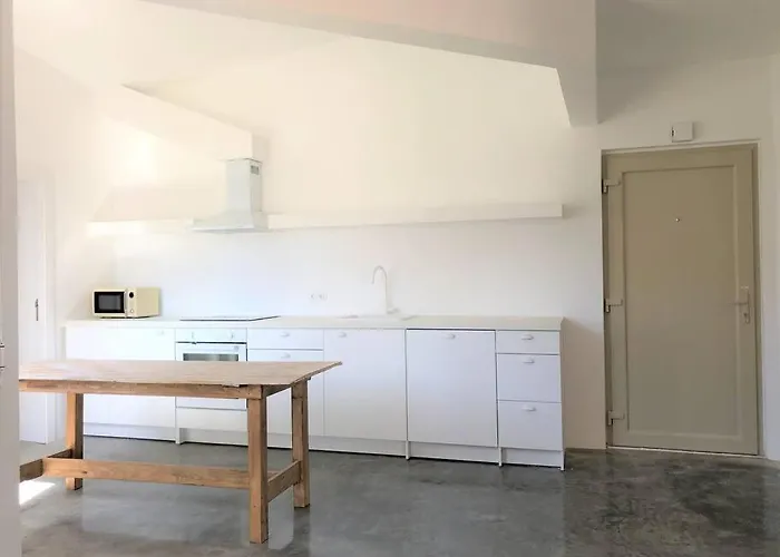 Casa 70 - Surfboard Included Ferienhaus