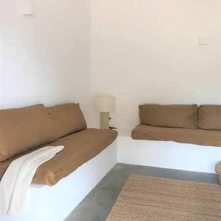 Casa 70 - Surfboard Included Vakantiehuis *